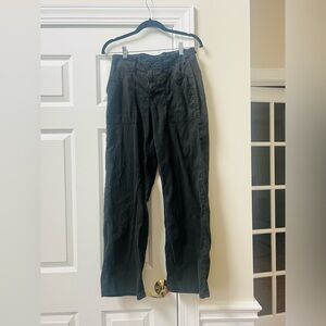 NWOT American Eagle Outfitters Black Cargo Pants size 4R with stretch